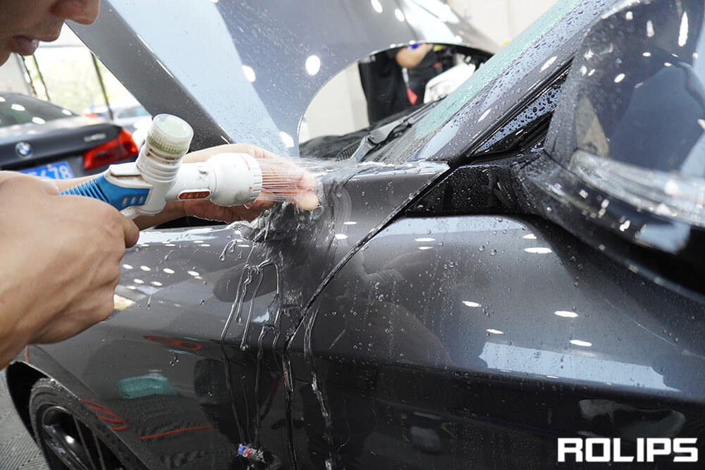 車衣怎么貼？汽車貼車衣詳細(xì)步驟流程教程（7）