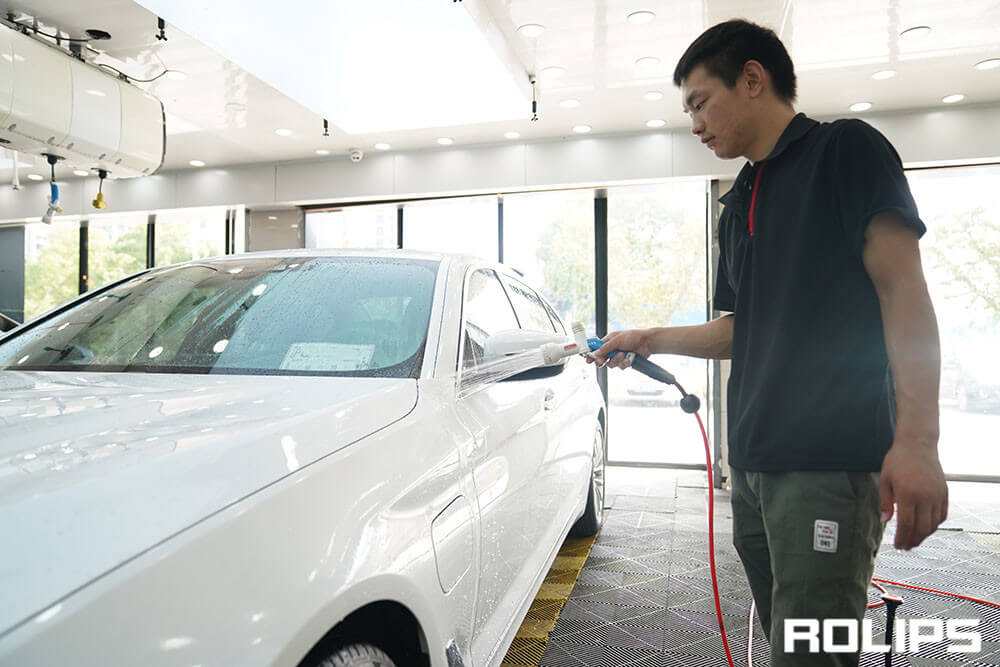 白色車貼ROLIPS的優(yōu)勢是什么？（1）